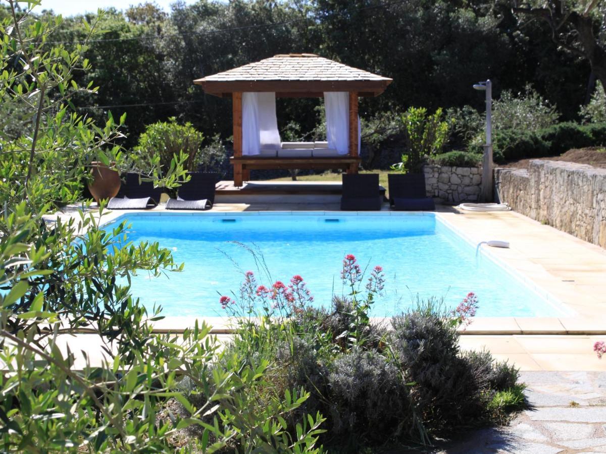 Villa Sanchez Bonifacio  Eksteriør billede